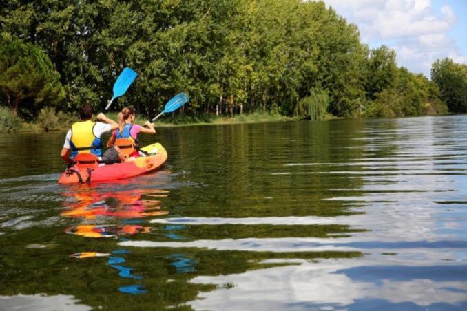 Le Scandinave, Proche Bord De Loire Orléans Kültér fotó